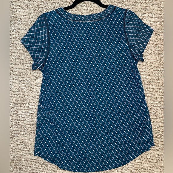 Ann Taylor Teal Blouse with Pink Accents and Diamond Pattern - Picture 2 of 5